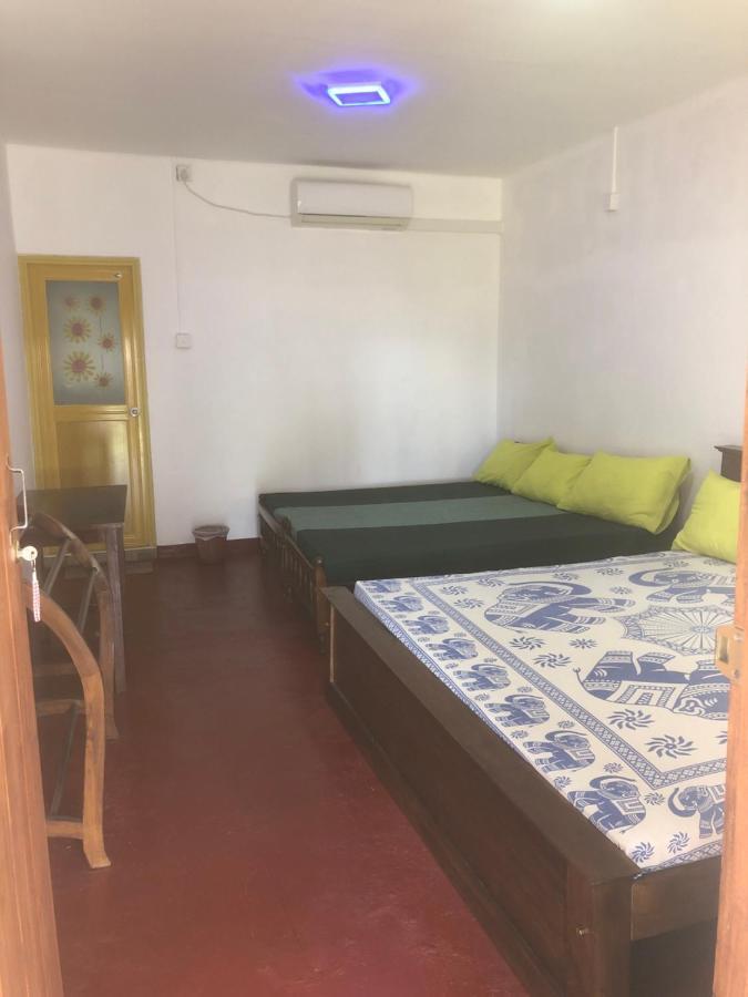 Nilaveli Sheen Coast Trincomalee Εξωτερικό φωτογραφία